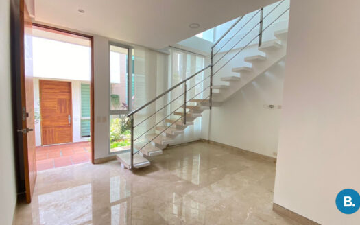 Casa en Pradomar, Pto. Colombia #344