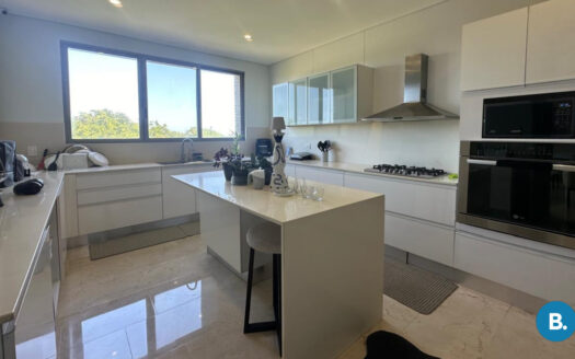 Apartamento en Altos de Caujaral, Pto. Colombia #367