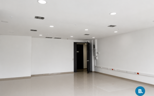 Oficina en Venta / Arriendo – Alto prado #453