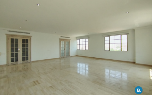 Oficina en Venta y Arriendo En el Prado #457