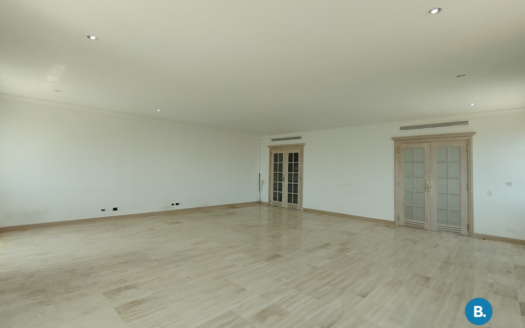 Oficina en Venta y Arriendo En el Prado #457
