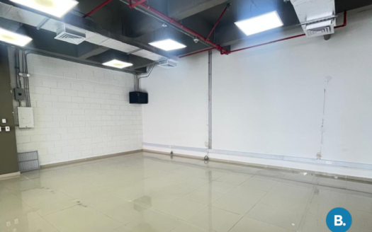 Oficina en Arriendo / Venta en Alto Prado #456