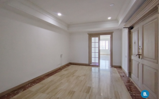 Oficina en Venta y Arriendo En el Prado #457