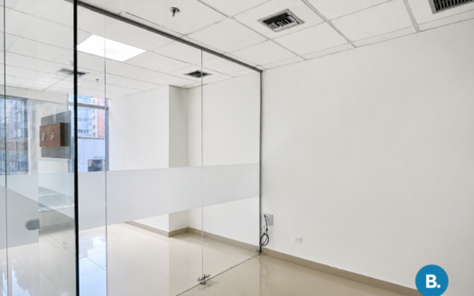 Oficina en Venta / Arriendo en Alto Prado #455